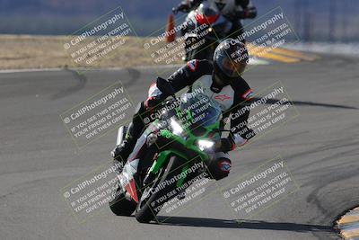 media/Nov-05-2022-SoCal Trackdays (Sat) [[f8d9b725ab]]/Turns 9 and 8 (1050am/